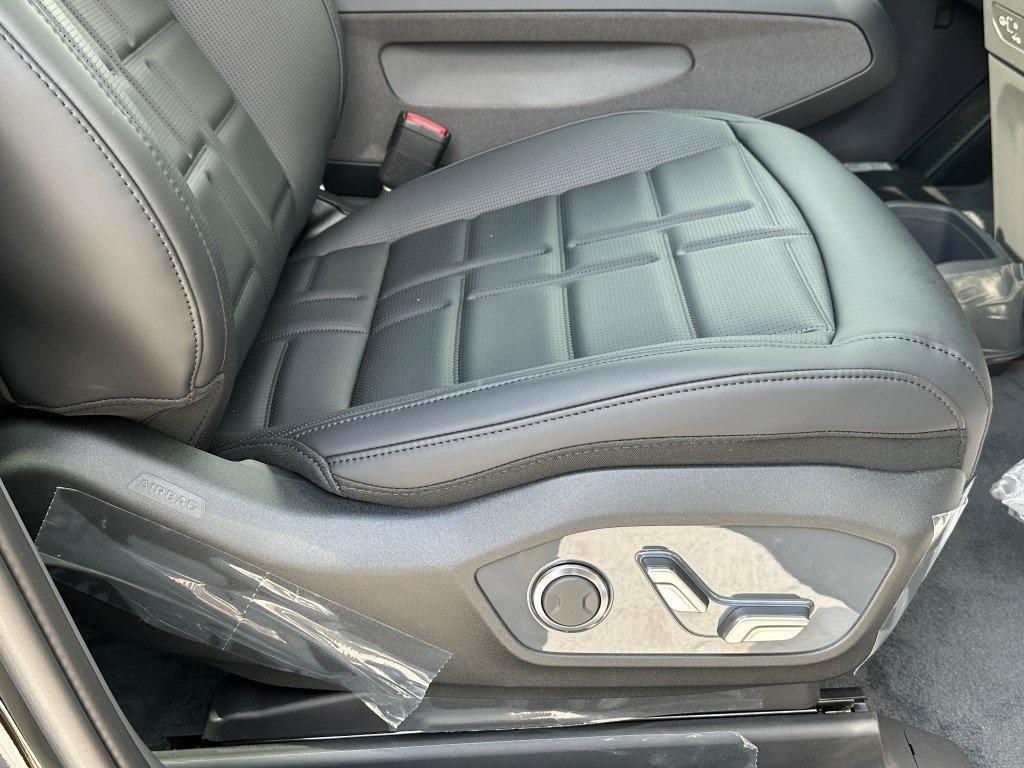 new 2026 Kia EV9 car, priced at $68,000