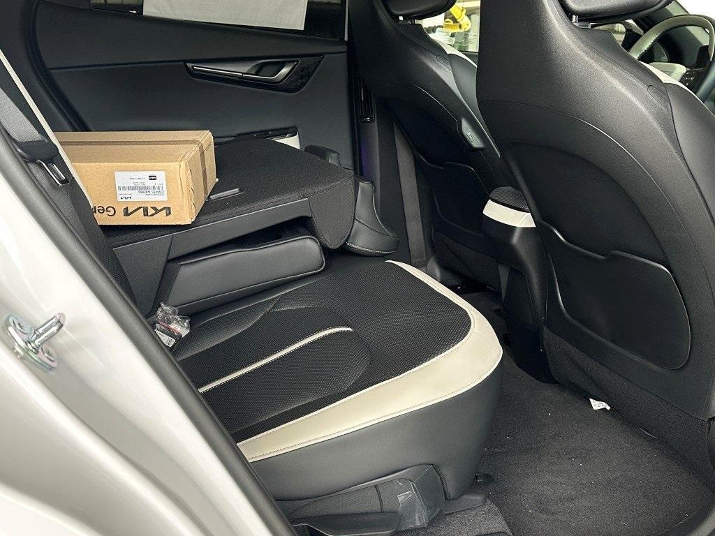 new 2025 Kia EV6 car, priced at $60,235