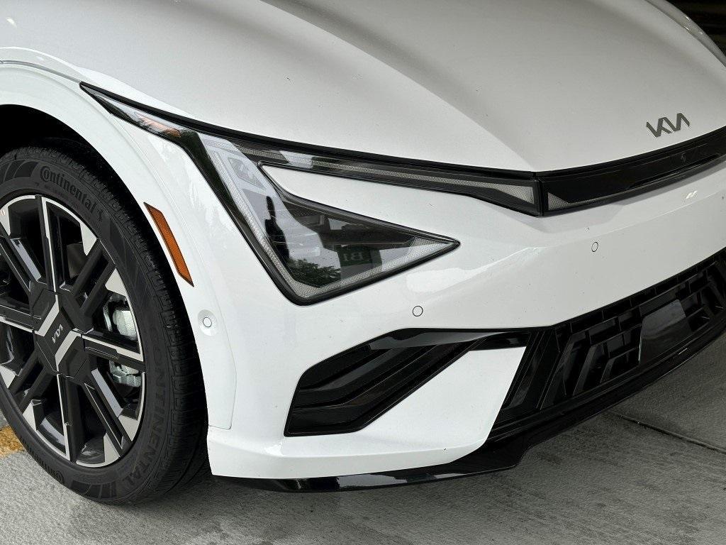 new 2025 Kia EV6 car, priced at $60,235