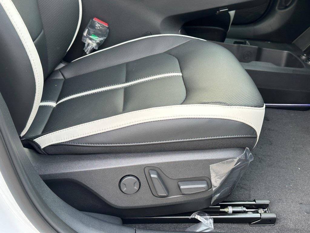 new 2025 Kia EV6 car, priced at $60,210