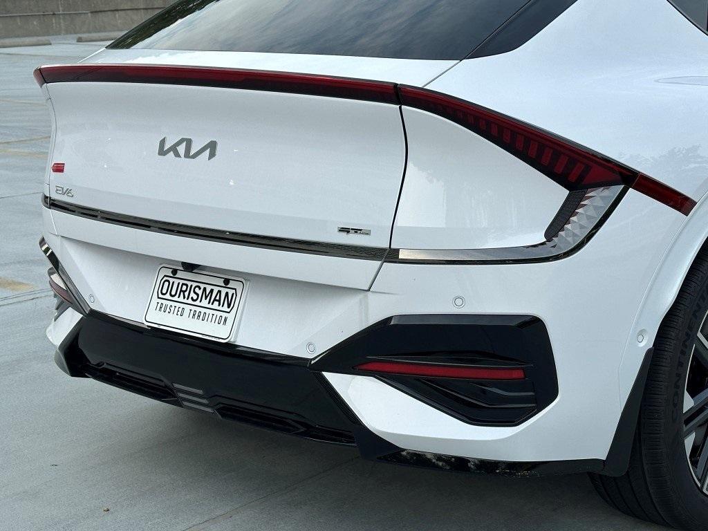 new 2025 Kia EV6 car, priced at $60,210