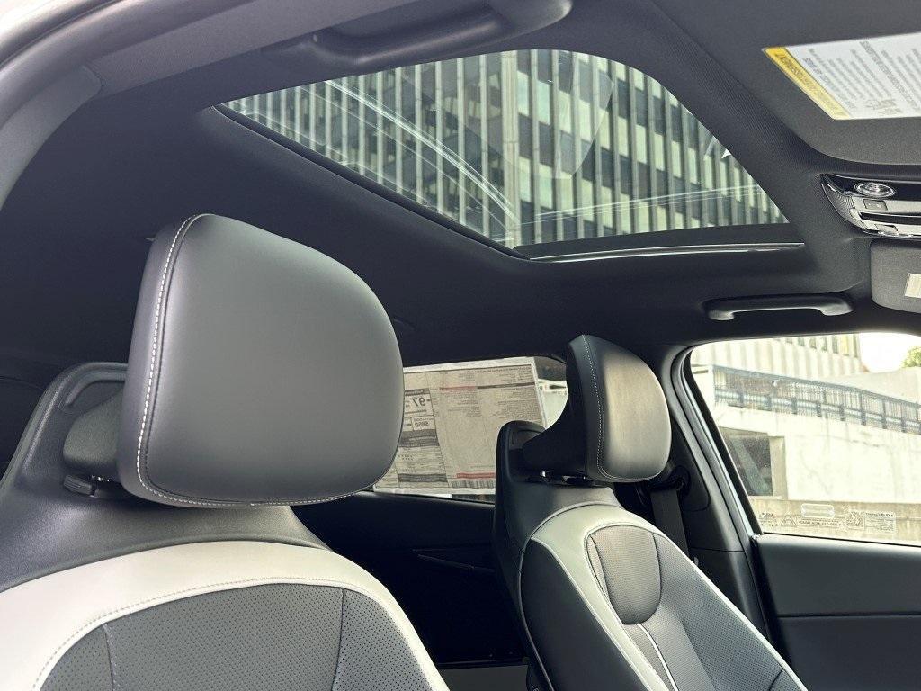 new 2025 Kia EV6 car, priced at $60,210