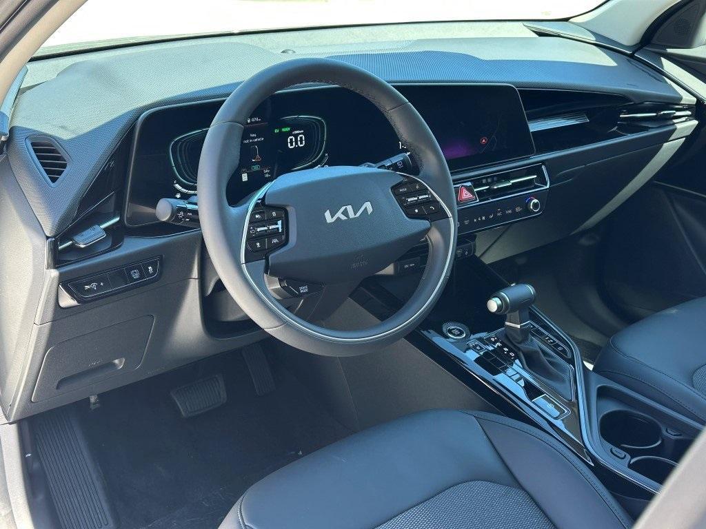 new 2025 Kia Niro car, priced at $31,702