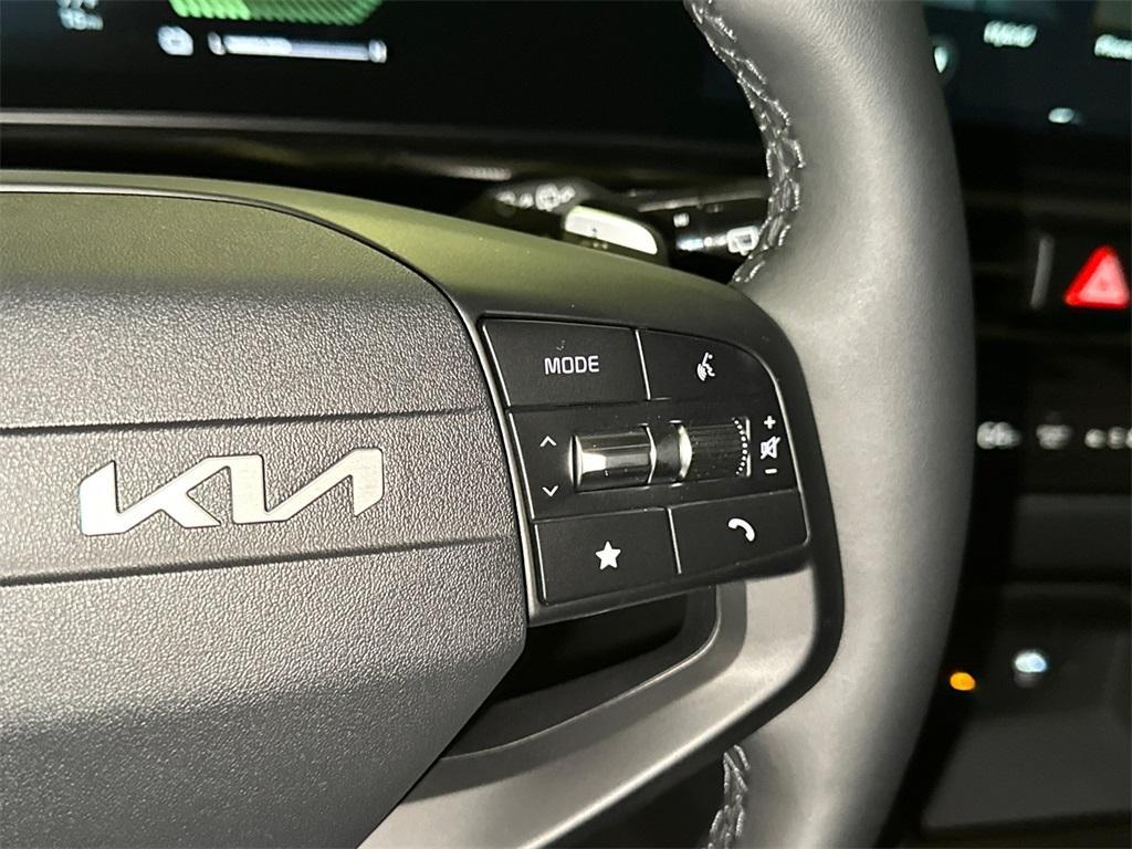 new 2026 Kia Sportage Hybrid car, priced at $30,298