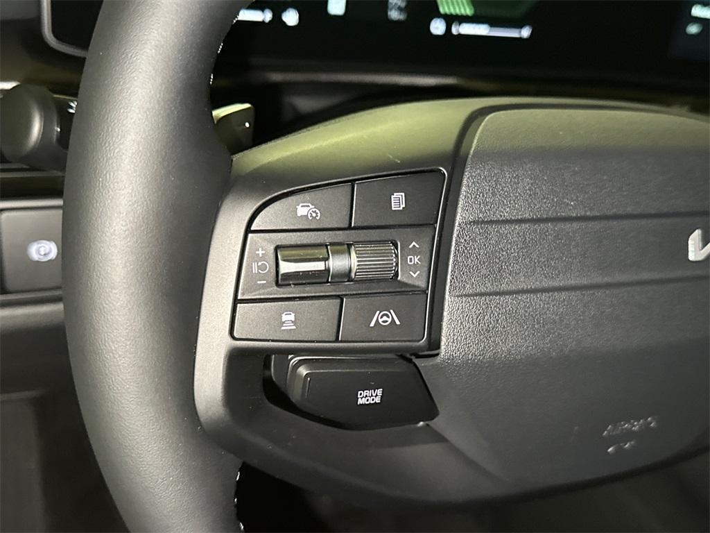 new 2026 Kia Sportage Hybrid car, priced at $30,298