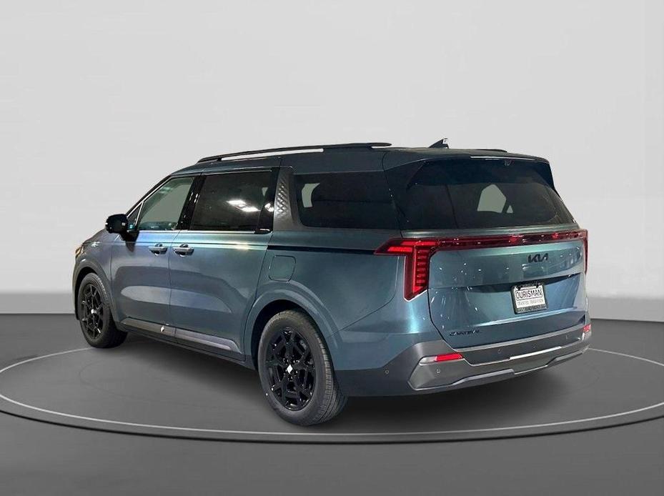 new 2025 Kia Carnival car, priced at $54,255