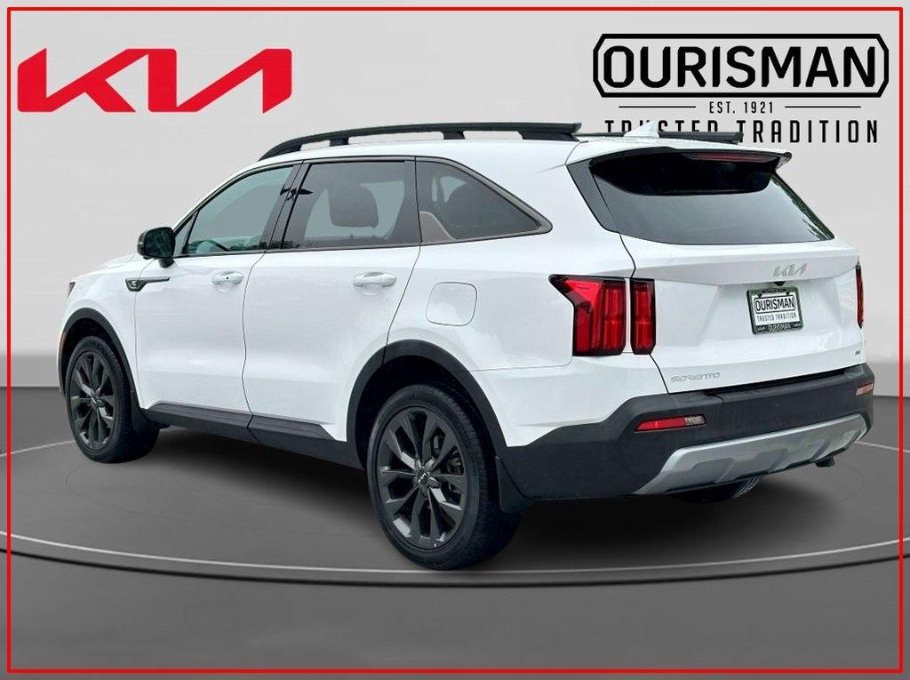 used 2023 Kia Sorento car, priced at $36,921