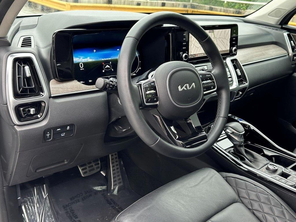 used 2023 Kia Sorento car, priced at $36,921