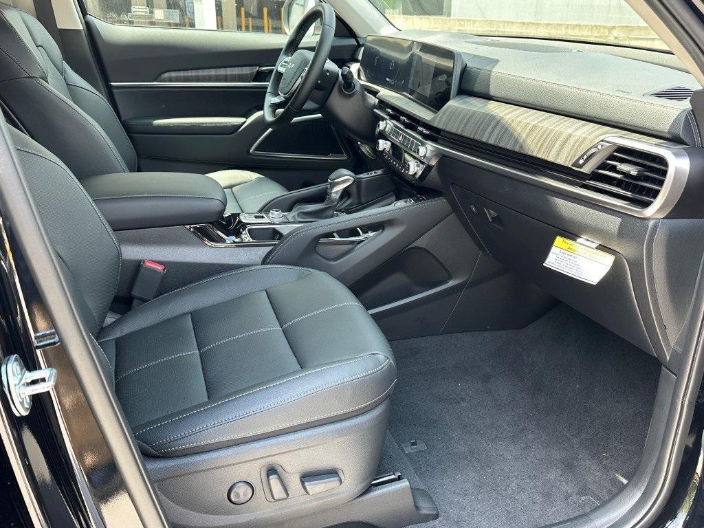 new 2025 Kia Telluride car, priced at $44,725