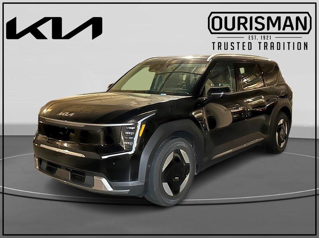 new 2026 Kia EV9 car, priced at $61,595