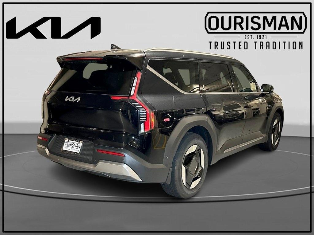 new 2026 Kia EV9 car, priced at $61,595