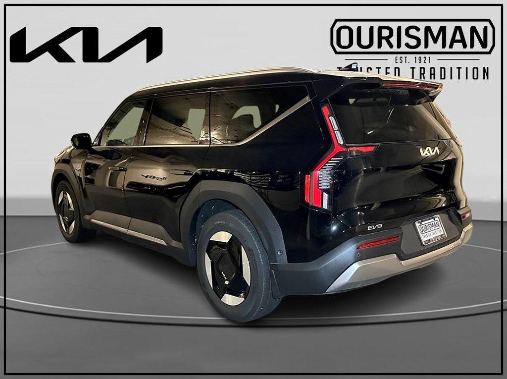 new 2026 Kia EV9 car, priced at $61,595