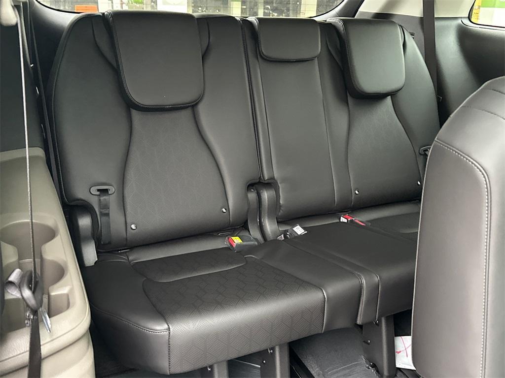 new 2026 Kia Carnival Hybrid car, priced at $46,909