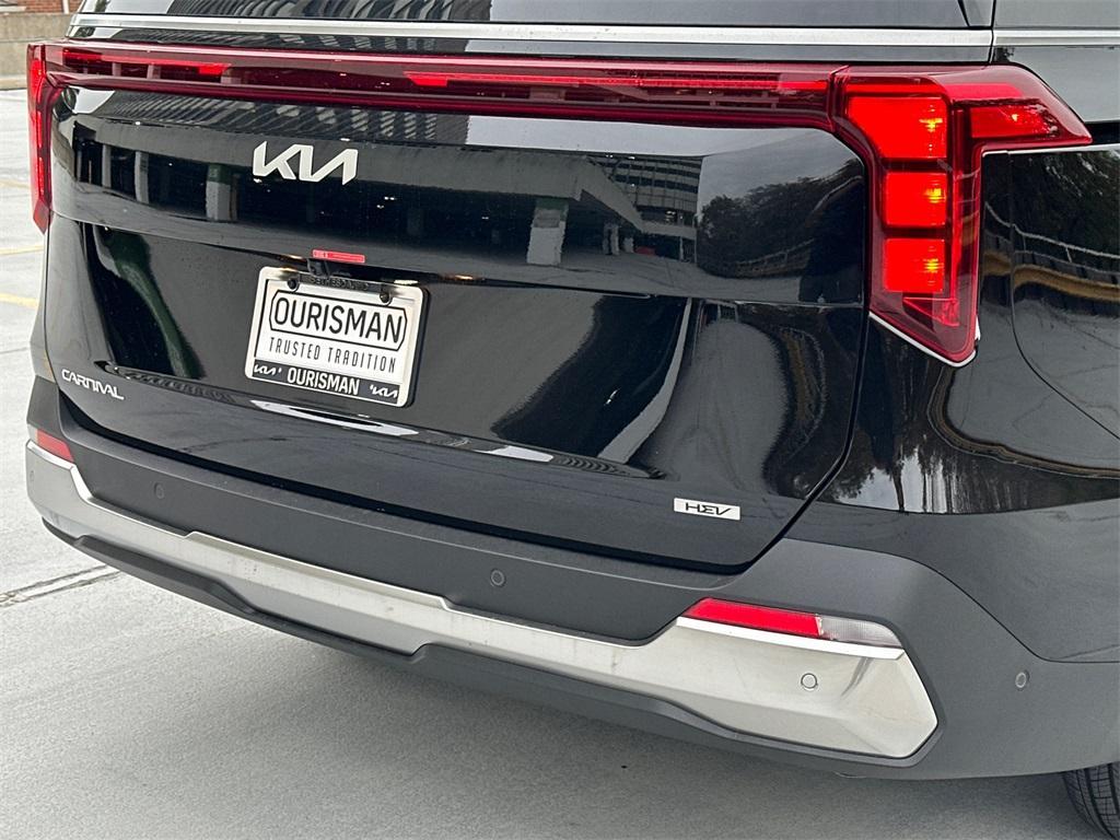 new 2026 Kia Carnival Hybrid car, priced at $46,909