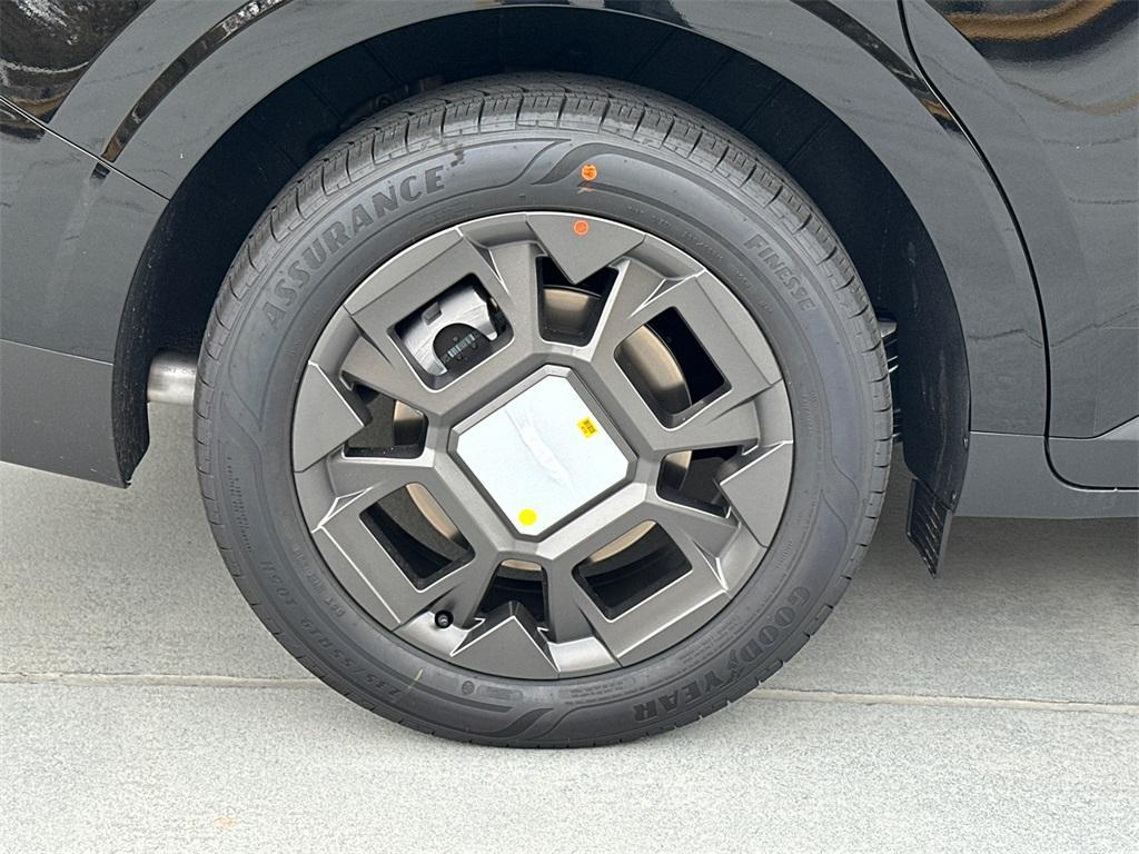 new 2026 Kia Carnival Hybrid car, priced at $46,909