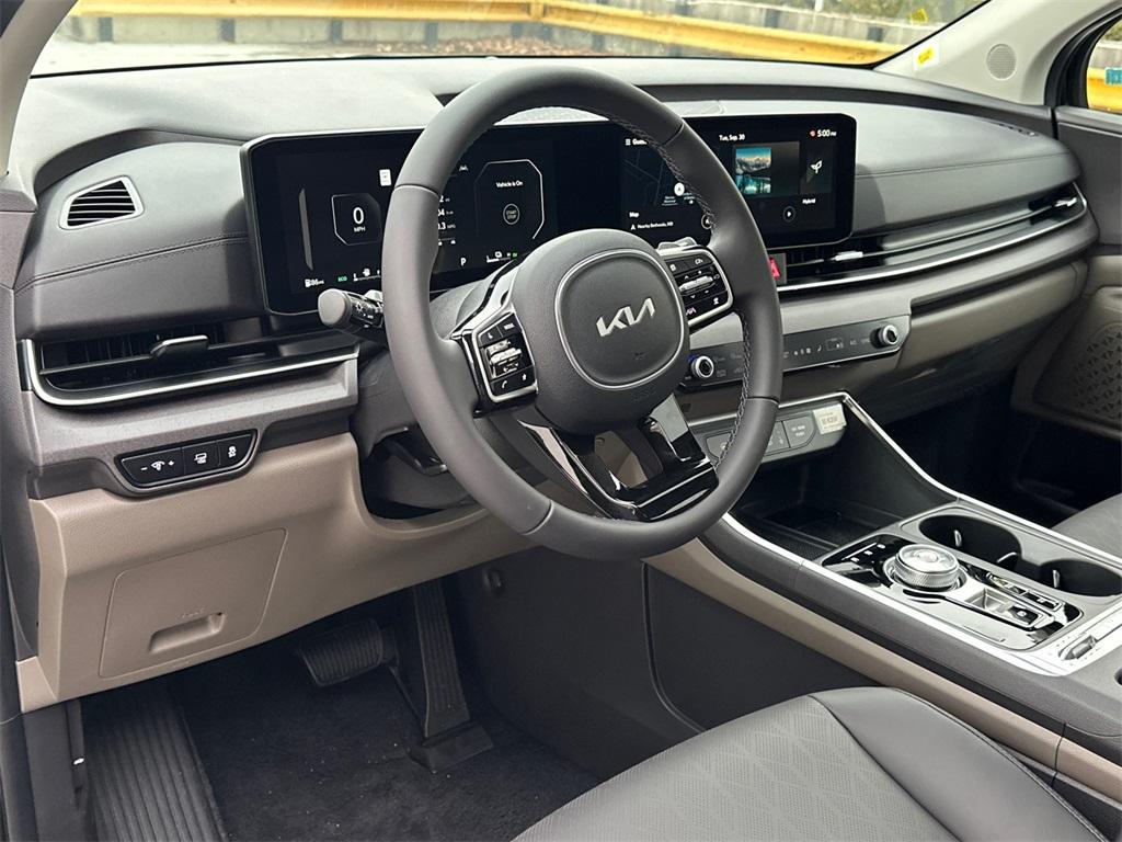 new 2026 Kia Carnival Hybrid car, priced at $46,909