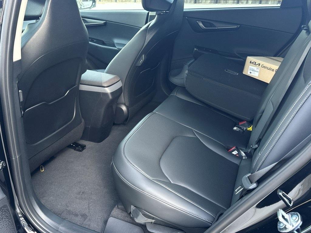 new 2025 Kia EV6 car, priced at $56,995