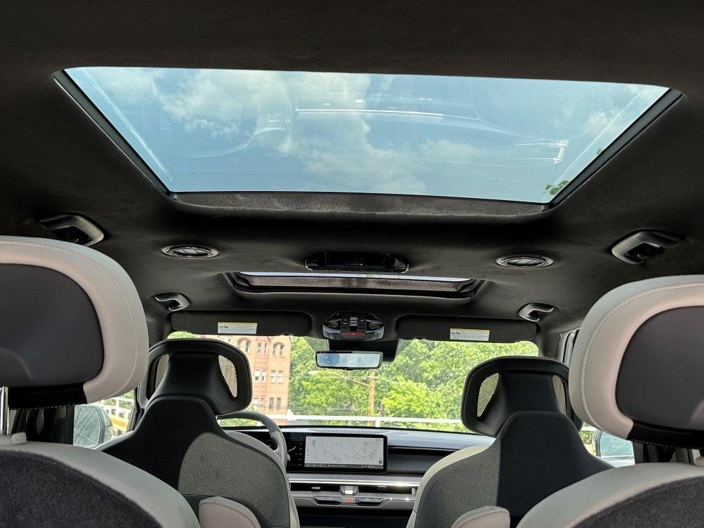 new 2026 Kia EV9 car, priced at $70,100