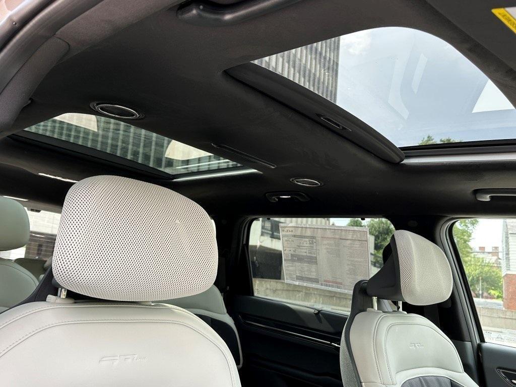 new 2026 Kia EV9 car, priced at $70,100