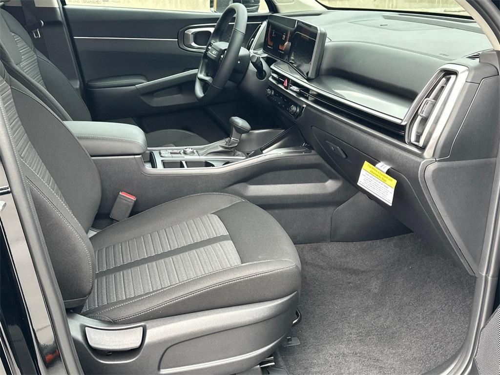 new 2026 Kia Sorento car, priced at $30,177