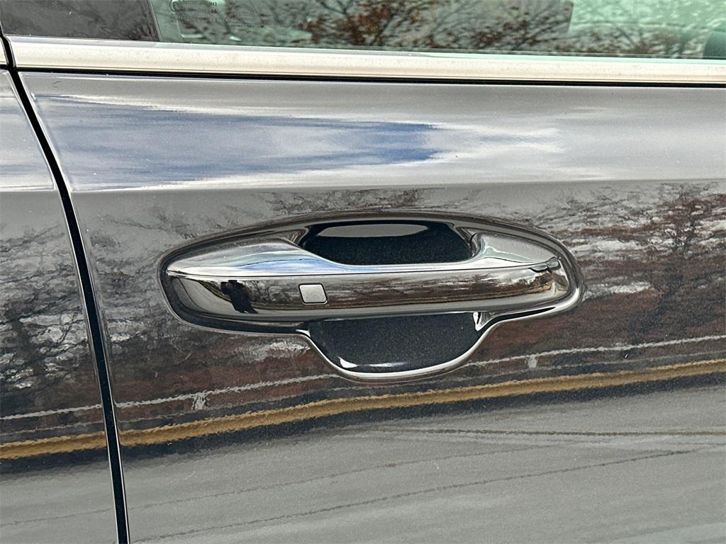 new 2026 Kia Sorento car, priced at $30,177