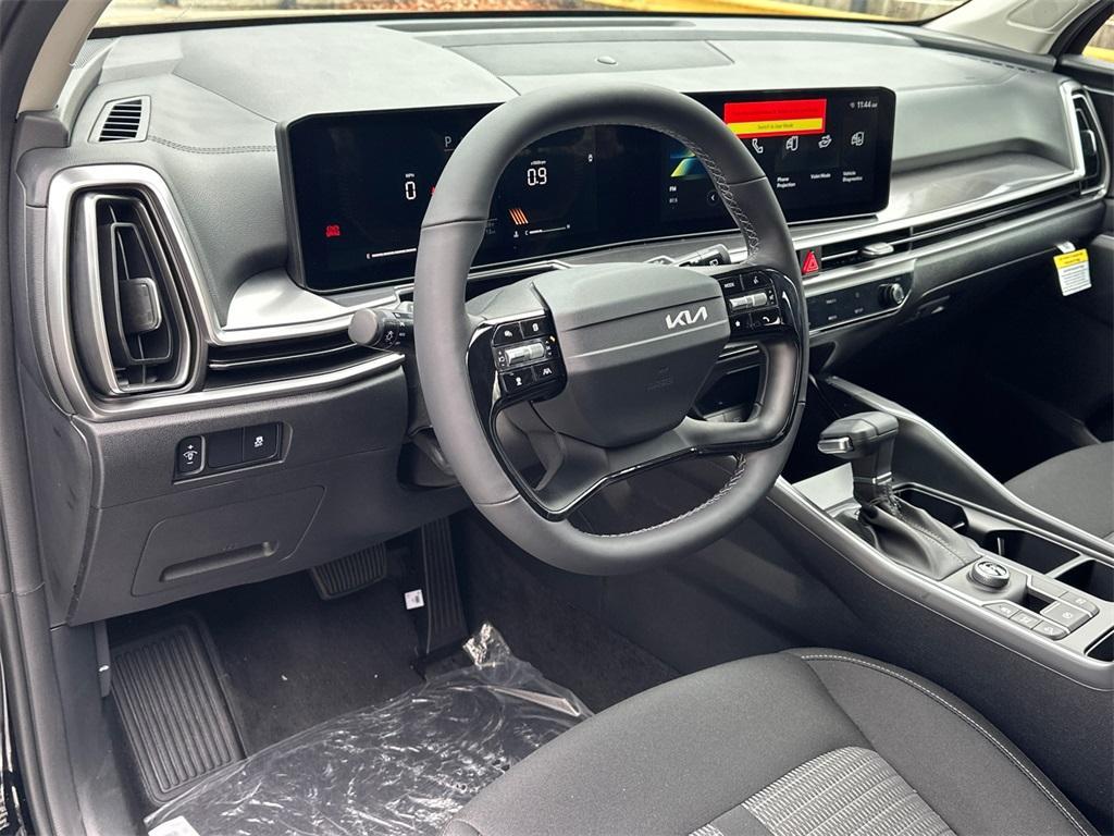 new 2026 Kia Sorento car, priced at $30,177