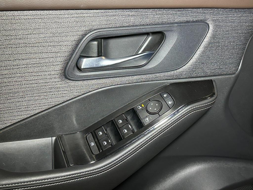 used 2022 Nissan Rogue car, priced at $21,995