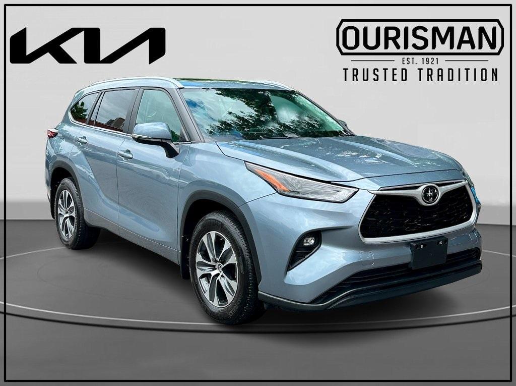 used 2022 Nissan Rogue car, priced at $21,995