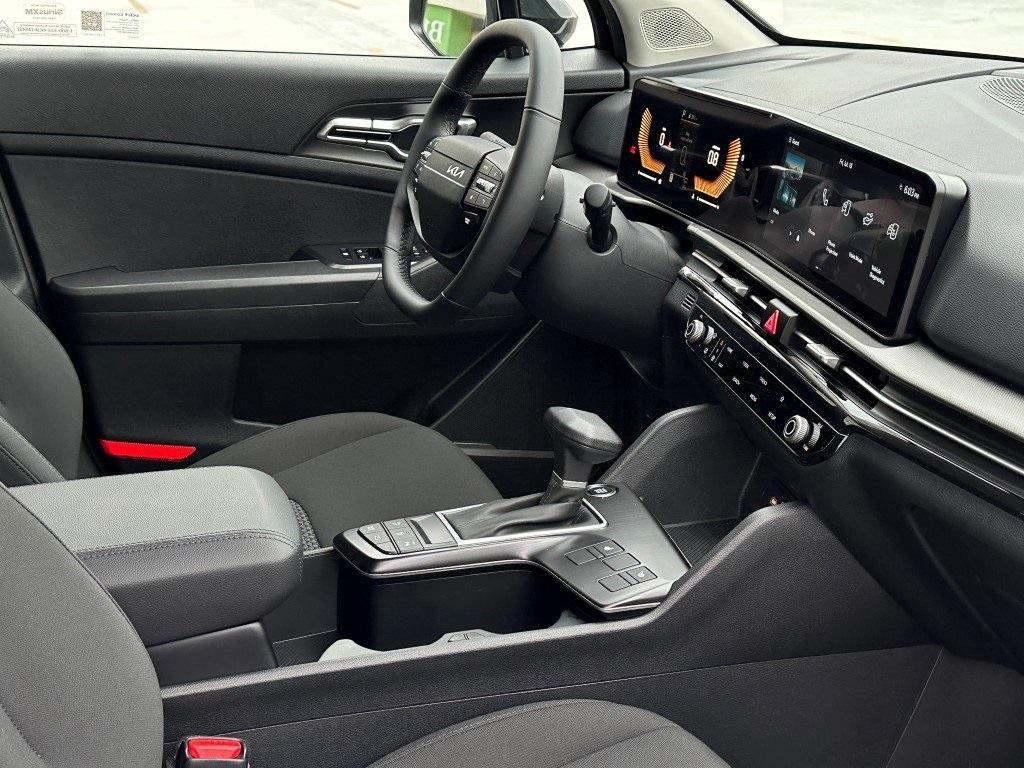 new 2026 Kia Sportage car, priced at $29,462