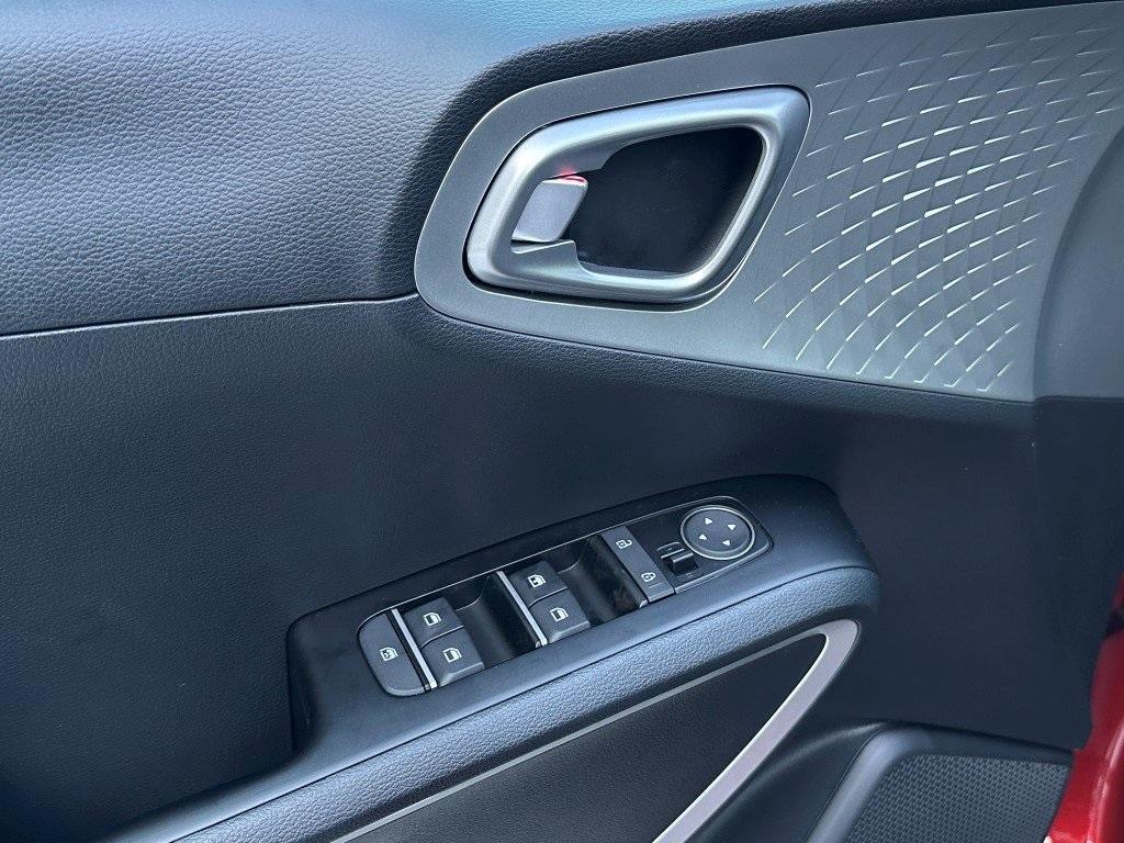 new 2025 Kia Soul car, priced at $22,332