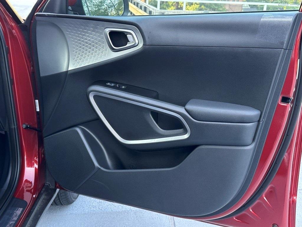new 2025 Kia Soul car, priced at $22,332
