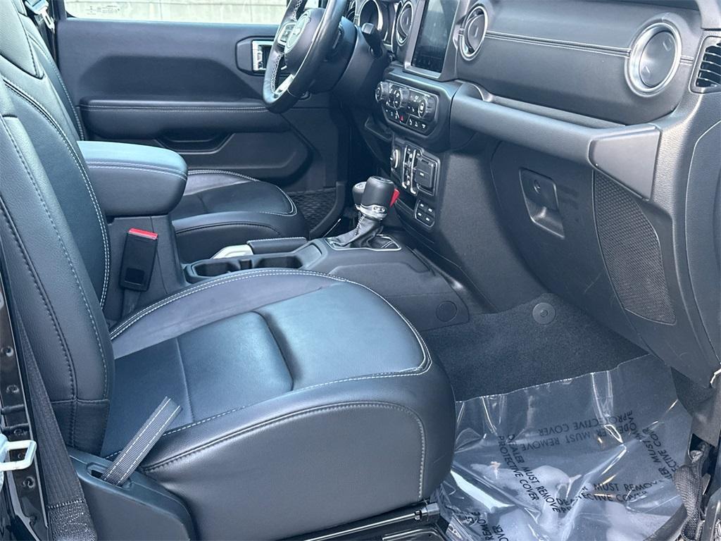 used 2022 Jeep Wrangler Unlimited 4xe car, priced at $32,000