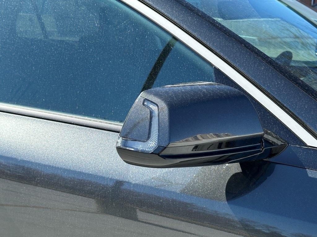 new 2025 Kia Niro car, priced at $33,606