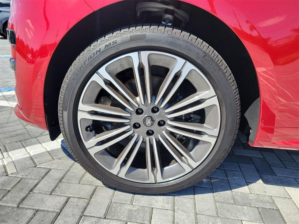 new 2025 Land Rover Range Rover Sport car, priced at $104,300