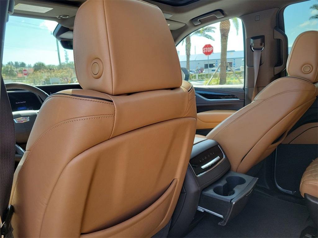 used 2021 Cadillac Escalade ESV car, priced at $61,997