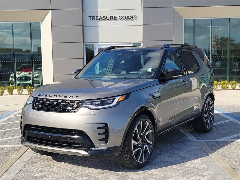 new 2025 Land Rover Discovery car, priced at $78,928