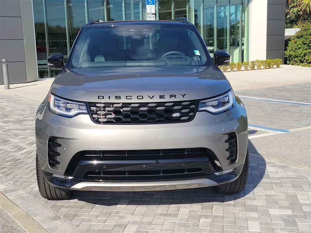 new 2025 Land Rover Discovery car, priced at $78,928