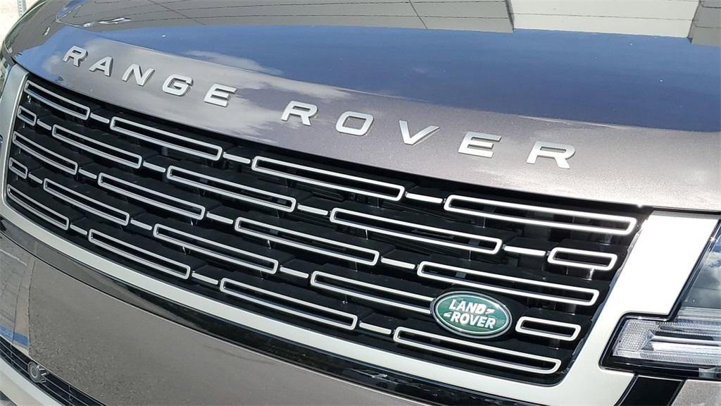 new 2025 Land Rover Range Rover car, priced at $130,435