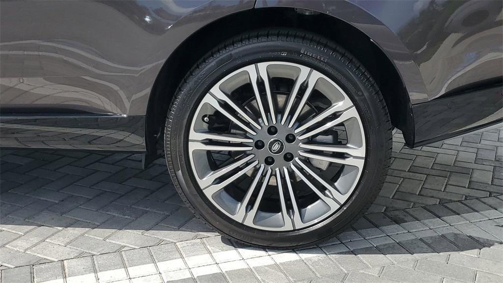new 2025 Land Rover Range Rover car, priced at $130,435