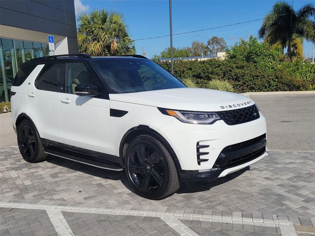 new 2025 Land Rover Discovery car, priced at $80,525