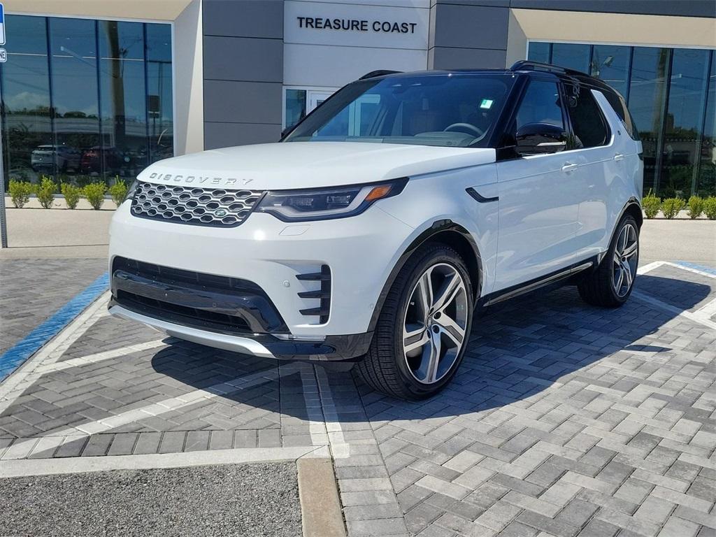 new 2026 Land Rover Discovery car, priced at $79,836