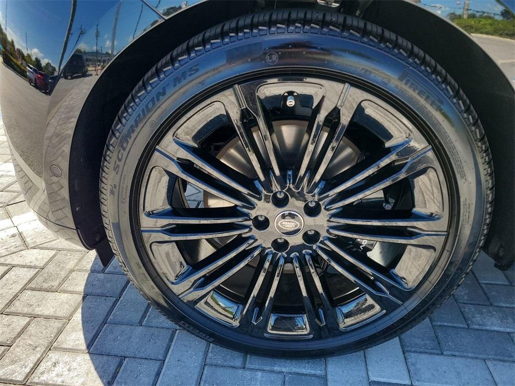 new 2025 Land Rover Range Rover car, priced at $152,065