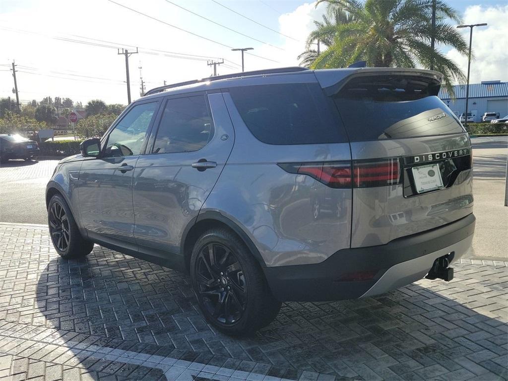 new 2025 Land Rover Discovery car, priced at $68,293