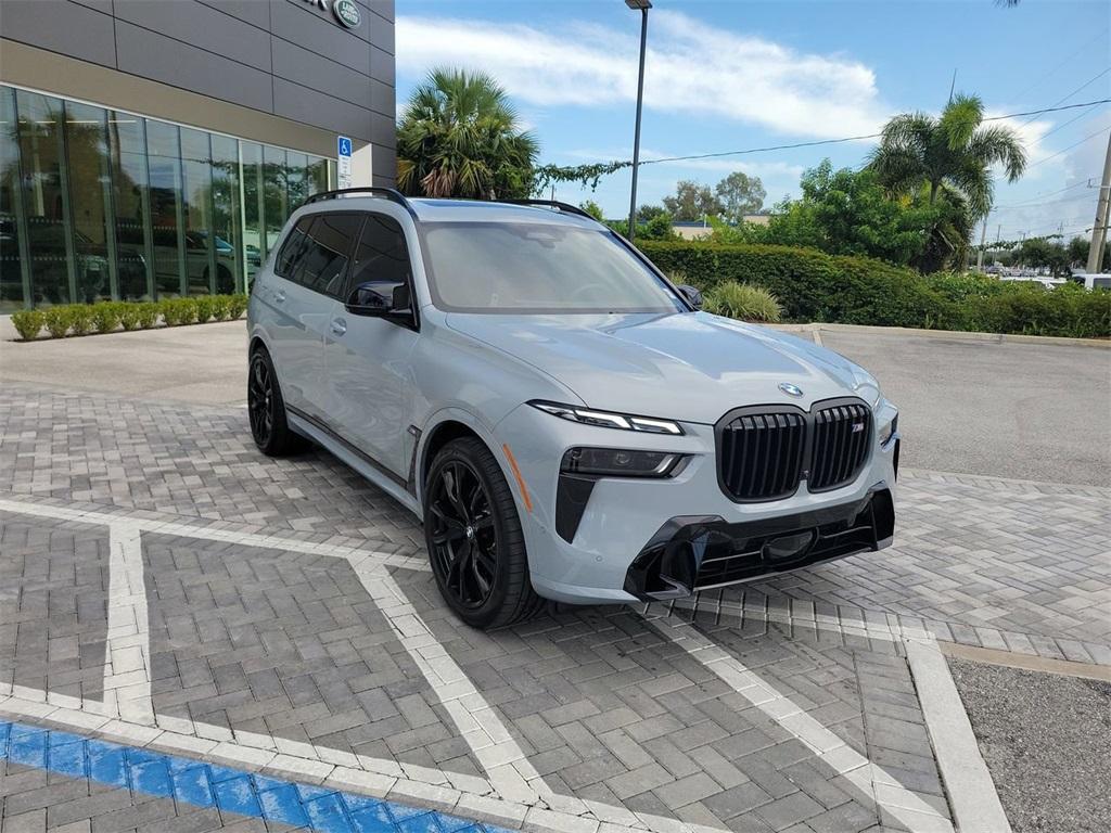 used 2025 BMW X7 car, priced at $99,997