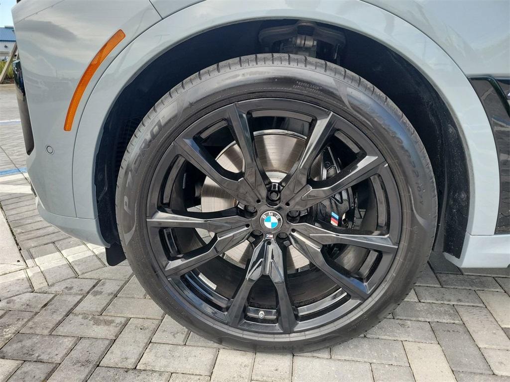 used 2025 BMW X7 car, priced at $99,997