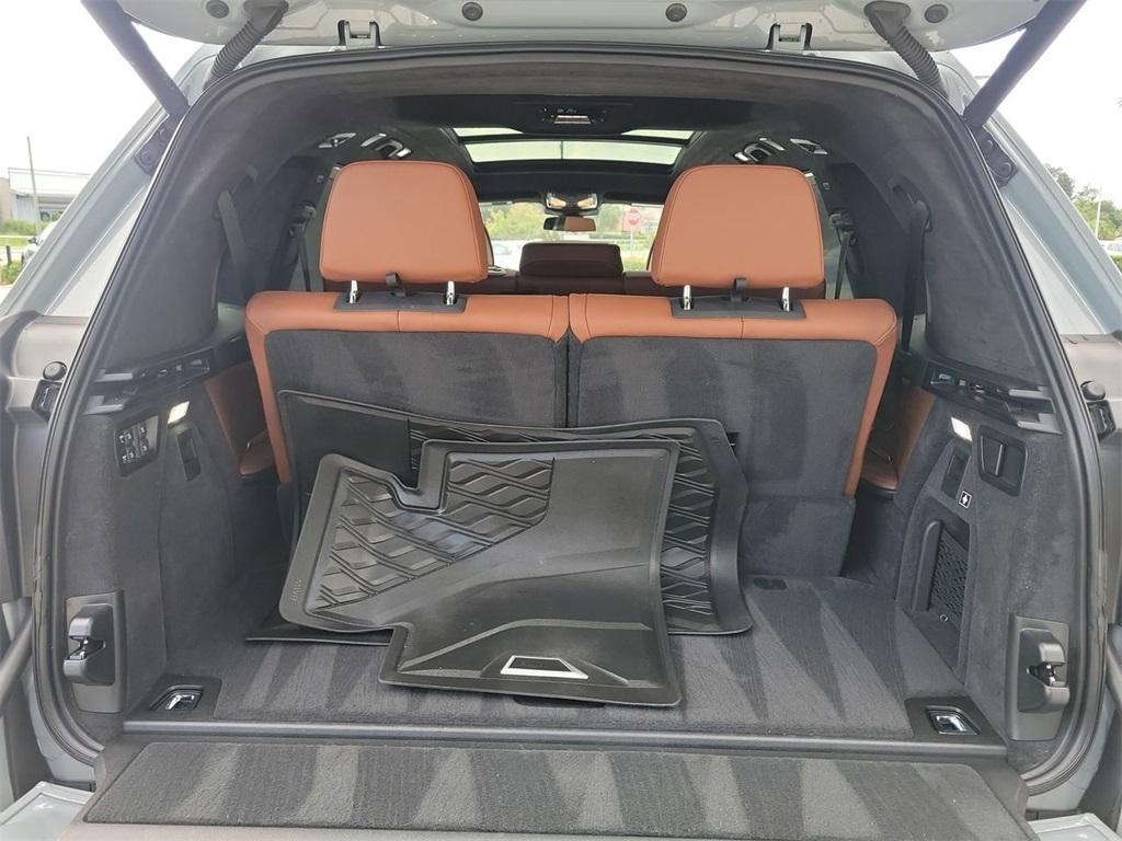 used 2025 BMW X7 car, priced at $99,997