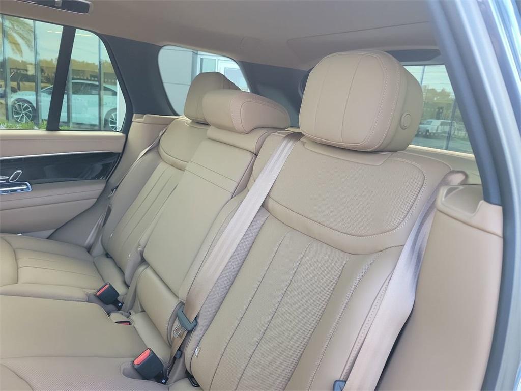 new 2025 Land Rover Range Rover car, priced at $136,385