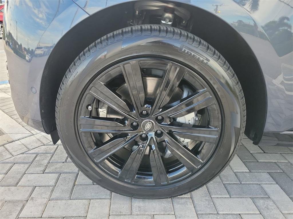 new 2025 Land Rover Range Rover car, priced at $136,385