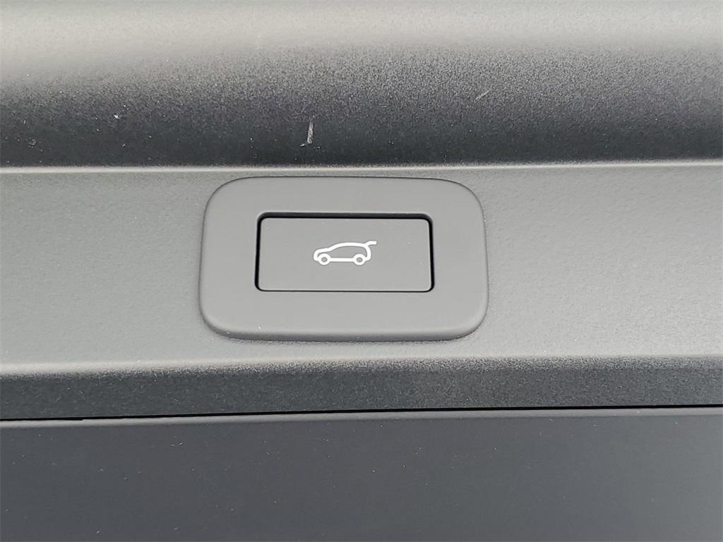 new 2025 Land Rover Range Rover car, priced at $122,835