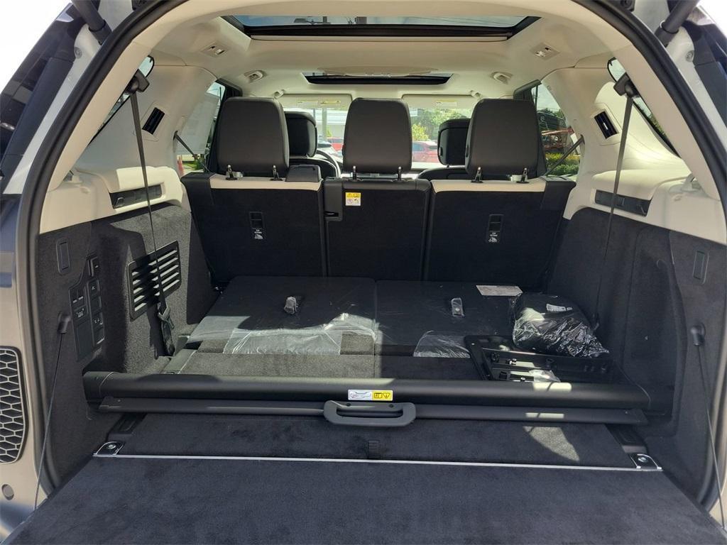 new 2026 Land Rover Discovery car